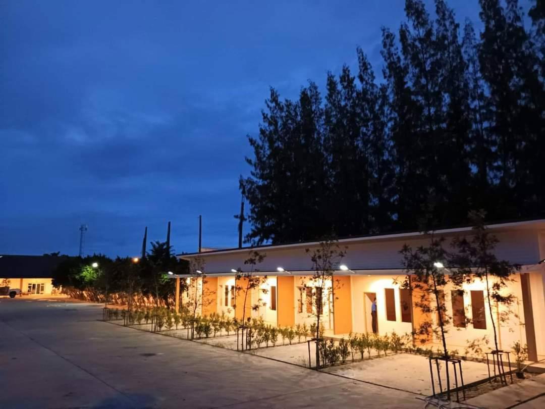 Three Bays Resort Prachuap Khiri Khan Ngoại thất bức ảnh